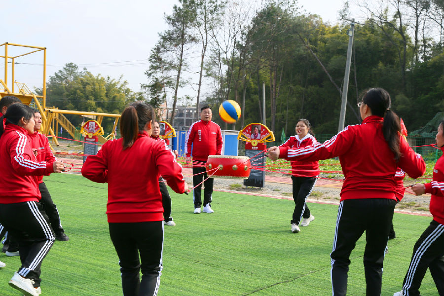 擊鼓顛球 (1)_副本_副本.jpg